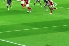 頂流！C羅評論甲亢哥中國行：棒極了