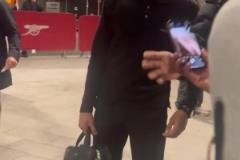 依然信心十足！球迷：我們還能翻盤嗎？姆巴佩：當然可以