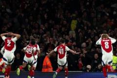 既征服了隊友，也征服了對手！賴斯這一腳隊友&塔帥抱頭難以置信