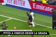 西媒：維尼修斯在伯納烏，遭遇到本隊球迷噓聲和口哨聲