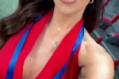 隱隱約約~斯洛伐克國家隊的美女主持~原來這就是歐洲美女嘛