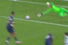 2020年歐冠，拉什福德對陣巴黎的精準打門