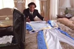 這一身真是回憶滿滿！安東尼年輕時(shí)期的廣告！