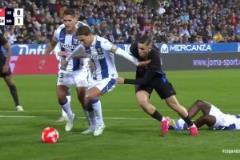 太可惜了！費爾明停球連續戲耍過人打偏！進了就是生涯最佳！