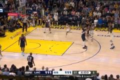 庫里是累了嗎？加時賽關(guān)鍵時刻，庫里一個上籃不進(jìn)+一個失誤！