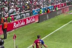 青春！53歲里瓦爾多助攻普約爾暴力頭槌，竟然還是卡西守門！