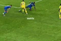 一個純粹的運動員！40歲的C羅依然在為他心愛的足球奔跑！