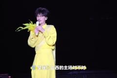 山西鬧他！周傳雄太原演唱會現場帶領歌迷為山西男籃加油助威