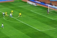 根本擋不?。‖F場實拍克雷桑凌波微步策劃進球