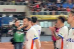 5-1大勝青島西海岸！山東泰山賽后謝場氣氛爆棚