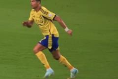 他真的太拼了！傷停補時第12分鐘，C羅搶斷后還在咬牙沖刺