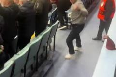 可惜今晚沒奇跡！維拉讓2追3險些完成逆轉，球迷在進第3球后沸騰