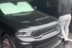 老傳統了！雷霆球員“霸凌”新秀瓊斯，往他的車里塞滿泡沫！