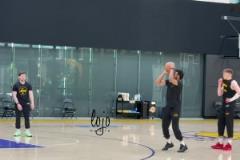 布朗尼投籃訓練連中三分，季后賽有機會上場嗎？