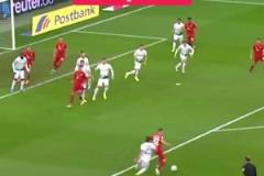 一指禪神功！索默對拜仁經(jīng)典的單指門線撲救