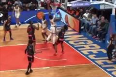 一拳打死倆后衛(wèi)？前熱火中鋒白邊，現(xiàn)在壯得嚇人