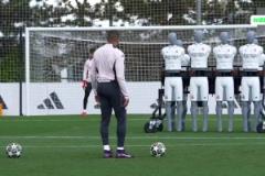 大戰在即！皇馬眾將備戰阿森納都練了些什么？