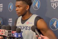 愛德華茲稱大家都希望湖人贏 我懂的