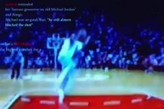 牛仔褲白體恤，我是喬丹你記住。