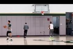 醫學奇跡！利拉德血栓已痊愈 今日進行訓練后加練罰球