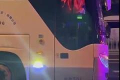 不理智！國安球迷罵王大雷：從國家隊給我滾！王大雷怒了隔窗對罵