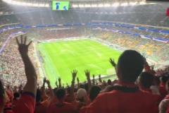 揭傷疤！泰山球迷用手比并高呼4：4