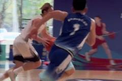 丁彥雨航既視感？福州某企業籃球決賽驚現黃發高手風格似丁神