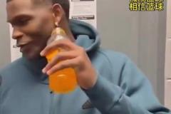 華子去年吐槽湖人罰籃：一人罰得比我們?nèi)牰啵覀兒苣勤A