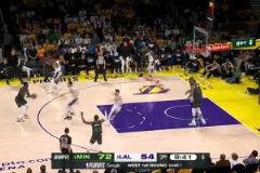 徐靜雨此前：若湖人今年奪冠，詹姆斯仍是老大冠軍，東契奇貢獻(xiàn)不如他