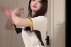 現場噓聲四起！這是對薩卡有多不滿，一直死纏爛打