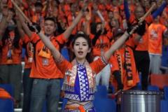 為云南玉昆而戰！云南美女球迷能讓你成為云南玉昆的球迷嗎