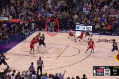 慘遭無視！掘金兩次絕平失敗，威少都處于大空位