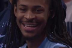 真損！網友惡搞：看莫蘭特和SGA表情，不知道以為雷霆落后50分！