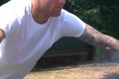 勞塔羅這烤肉技術不錯啊，平常沒事就給梅西烤串兒是吧