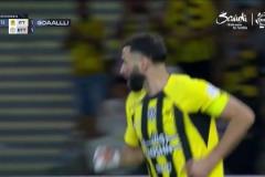 懸念已無？吉達聯合3-2達曼協作本澤馬傳射建功，剩5輪6分領跑