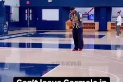 依舊美如畫！抬手的一瞬間仿佛青春回來了！