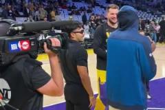 有點甜！賽前華子找77抱怨你們球更好，77把球直接給了華子