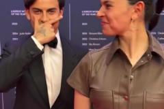 真的帥啊！網紅曬與迪巴拉的同框視頻！本人比照片還帥！