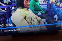 CBA名宿富蘭克林曬和小卡一起看棒球：祝好兄弟季后賽順利