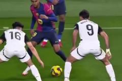 真的像那年梅西！慢放看亞馬爾小頻率擺腿過人，全是天賦啊