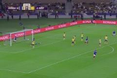 橫濱水手扳回一城！渡邊皓太禁區內低射得手！