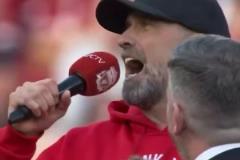 不負眾望！克洛普卸任時帶頭高唱斯洛特之歌，這賽季利物浦提前奪冠