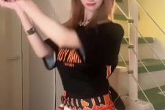 這身材是有料啊，云南玉昆女球迷的質量都這么高啊