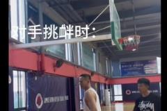 當年科比被球砸不眨眼，如果換做是這招呢？