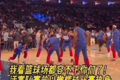 取勝秘訣？活塞球員賽前在尼克斯主場進行“橄欖球熱身”！