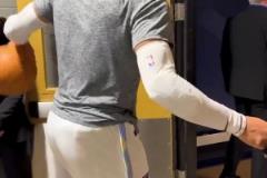 今天不僅把老東家打哭了，還把威蜜打哭了，少爺牛逼