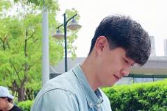 高雅亮潔！低調謙遜的顏駿凌?給人一種鄰家大男孩的感覺