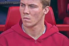 現在來看，霍伊倫真的有辜負人們曾經給予他的期望