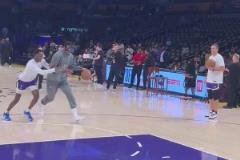 看樣子對于G5勢在必得！東契奇賽前苦練加長三分