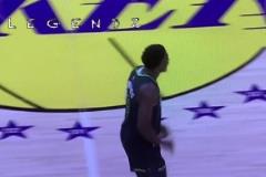 愛德華茲最后時刻對詹姆斯噴垃圾話原聲曝光：恭喜我XX的隊友！戈貝爾拿了30分！